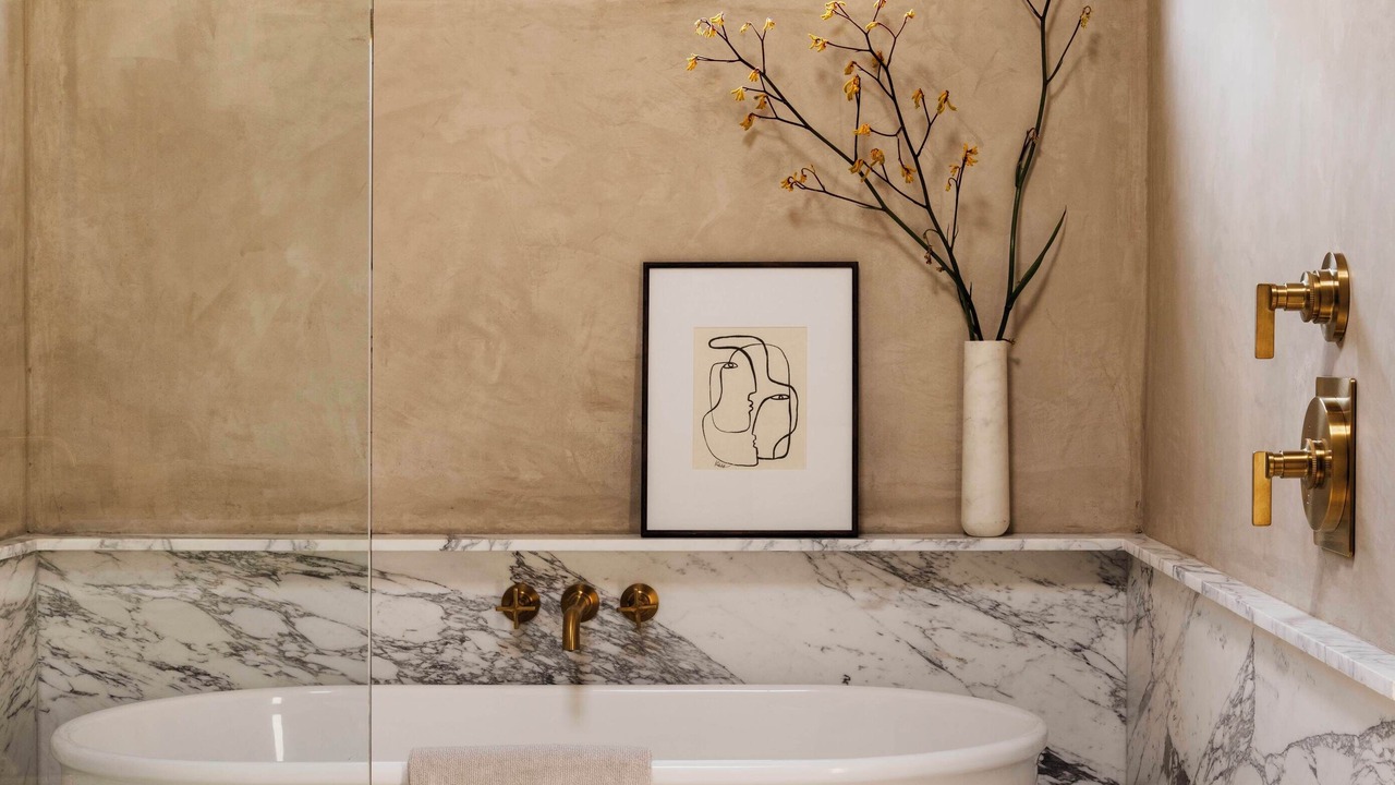 Photo of Bathroom in Los Angeles