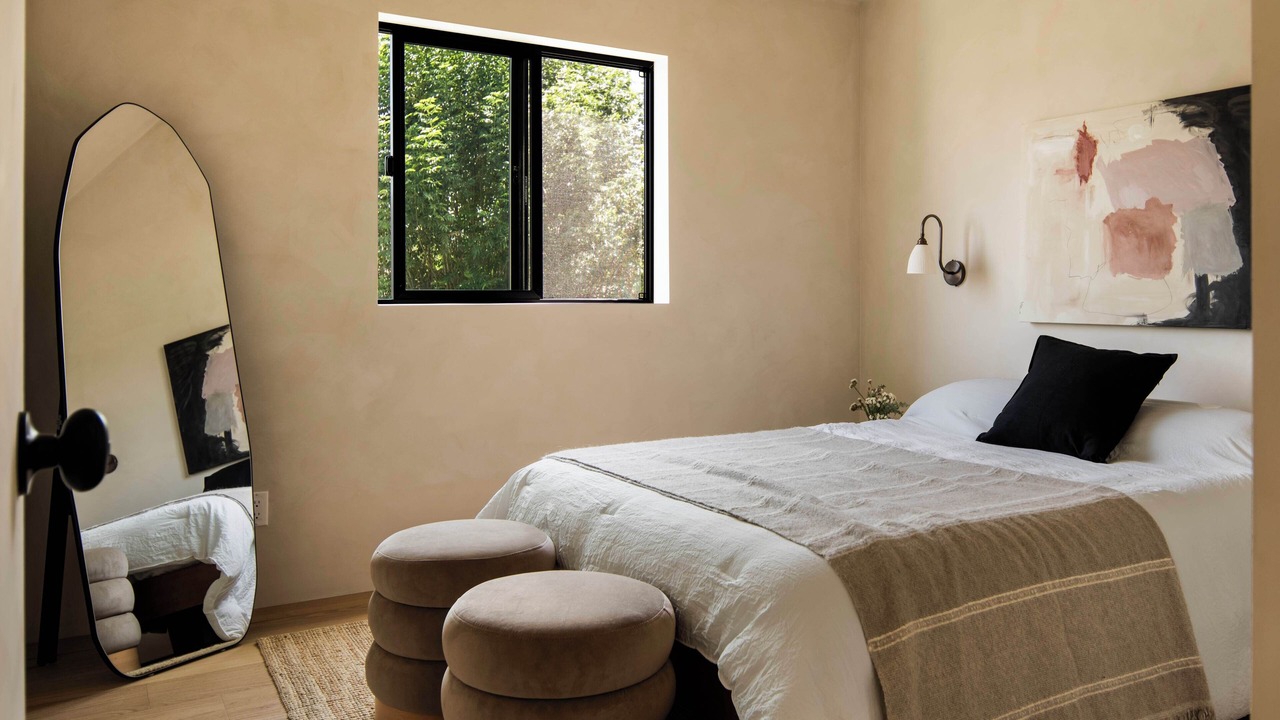 Photo of Bedroom in Los Angeles