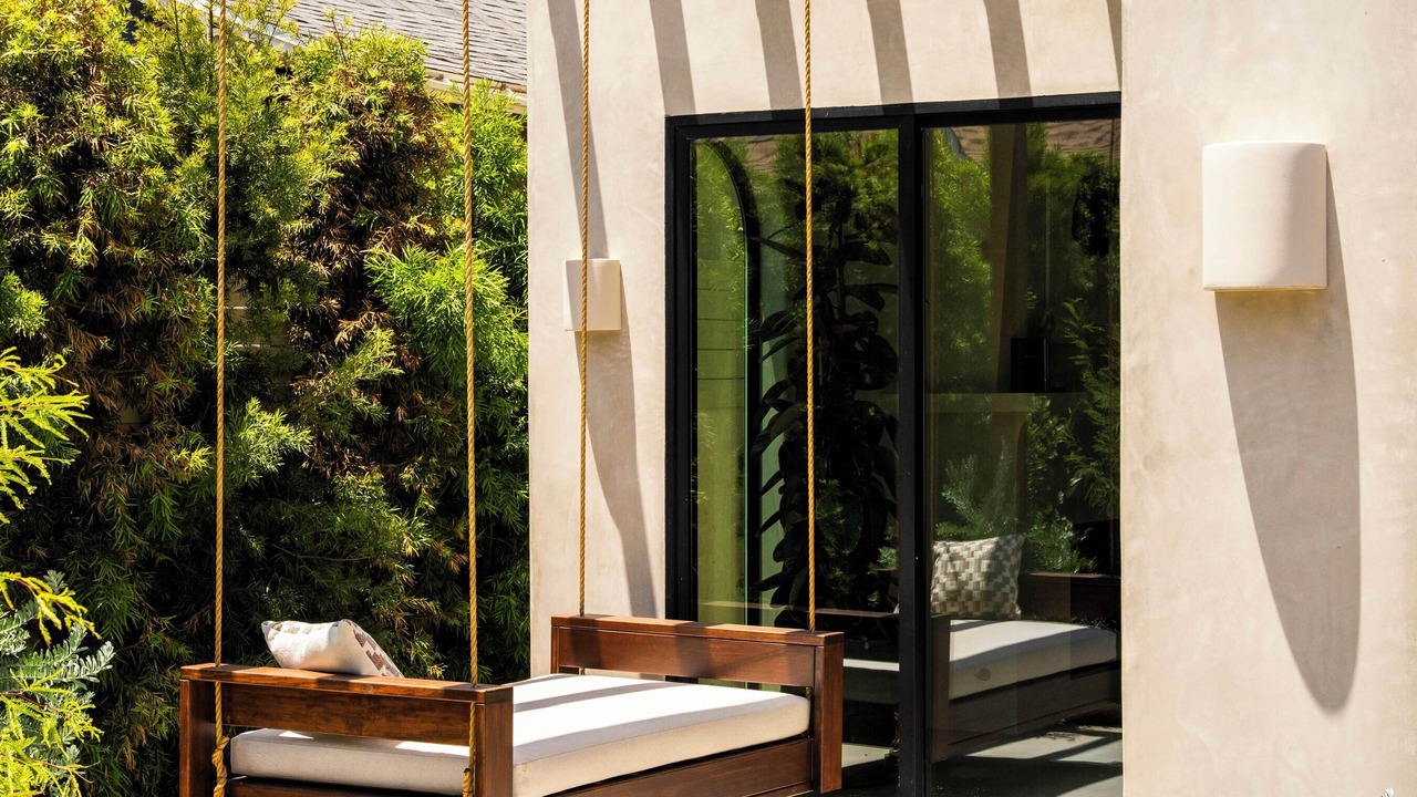 Photo of Patio Balcony in Los Angeles