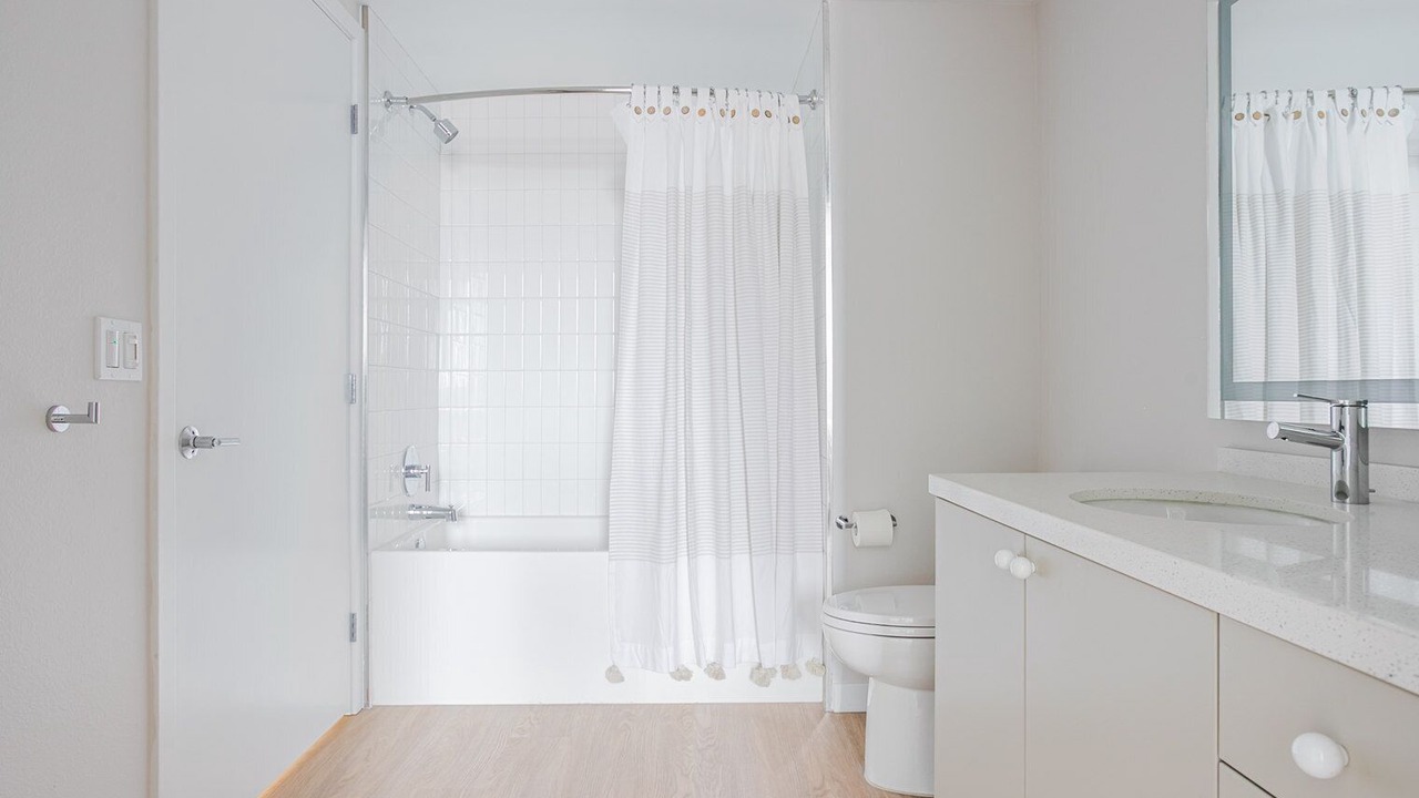 Photo of Bathroom in Chinatown