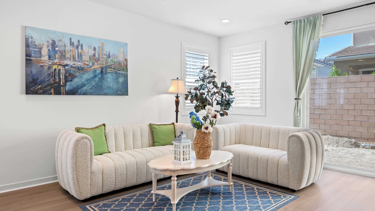 Photo of Livingroom in Fontana