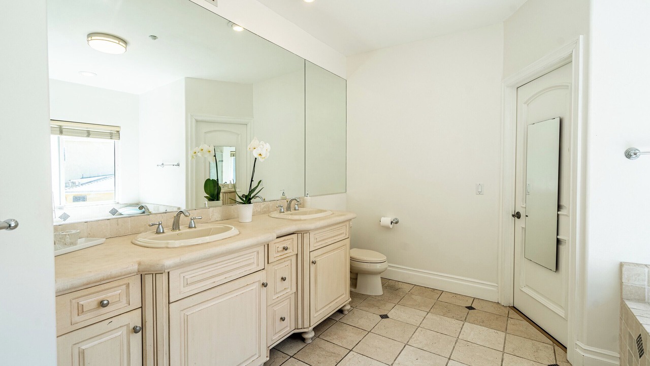 Photo of Bathroom in Studio City