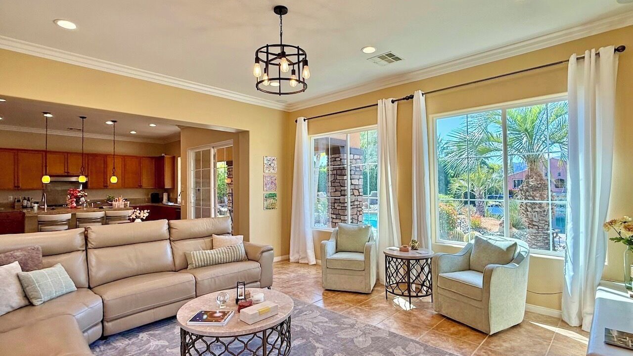 Photo of Livingroom in Cathedral City