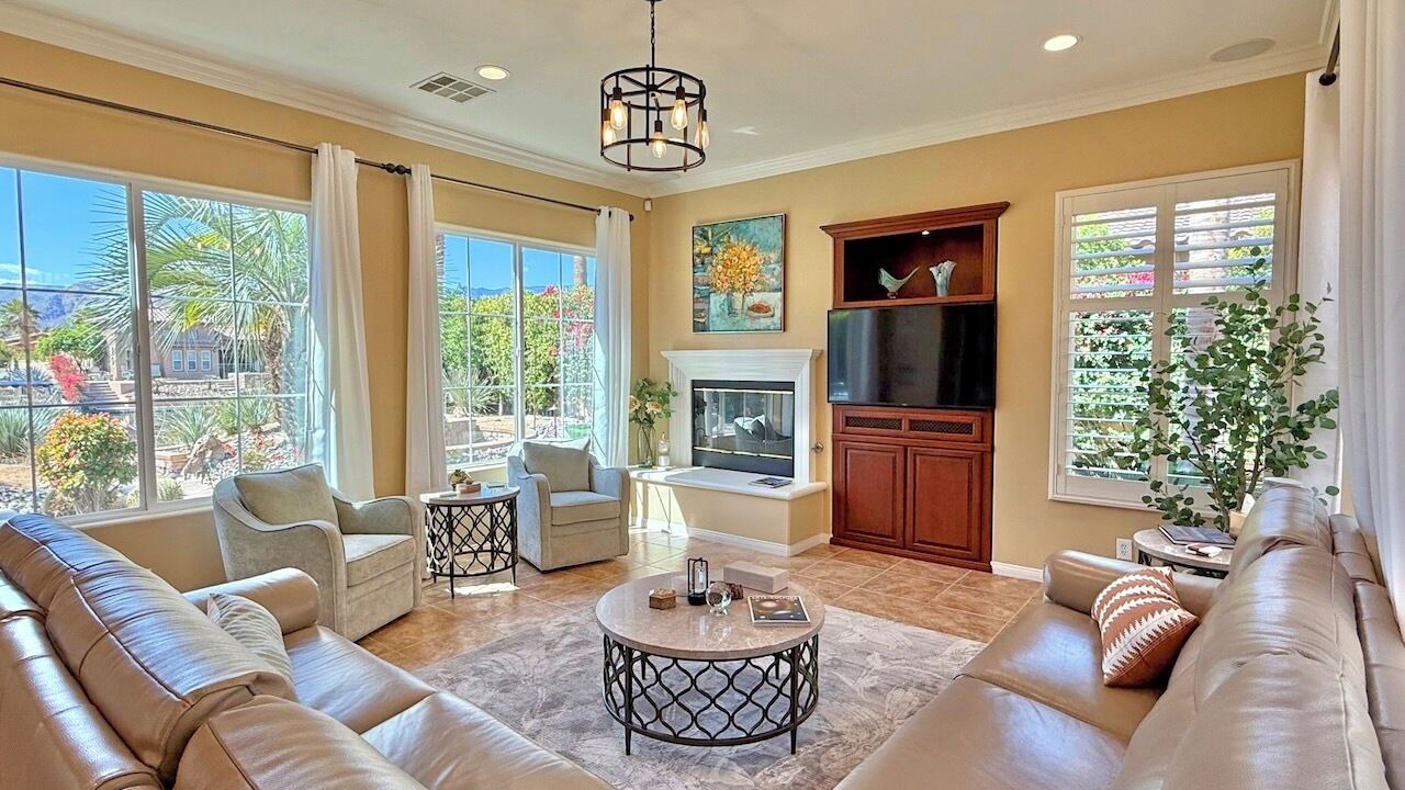 Photo of Livingroom in Cathedral City