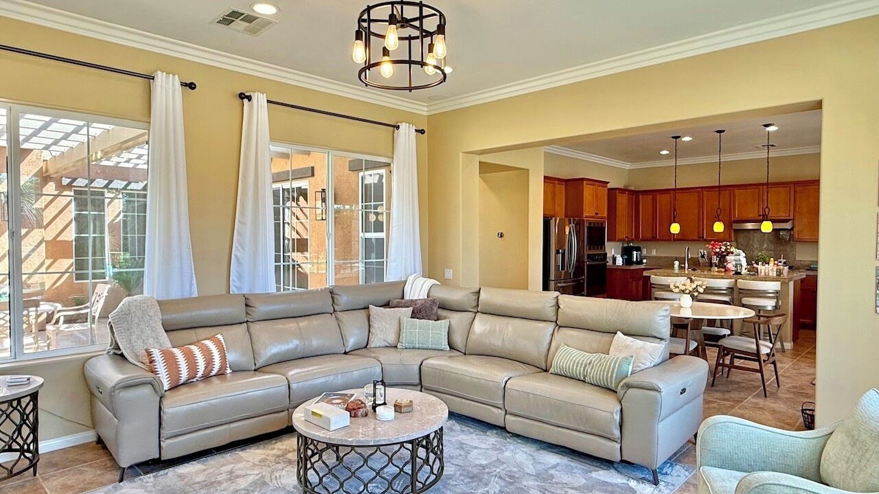 Photo of Livingroom in Cathedral City