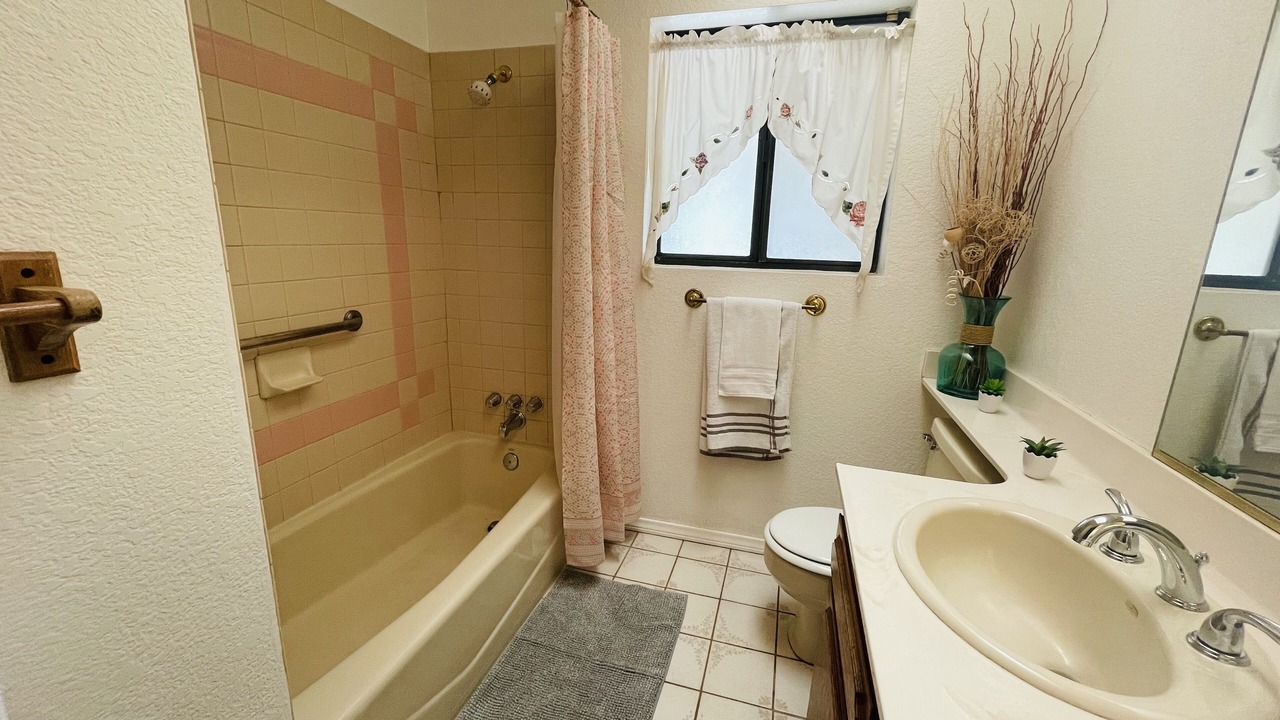Photo of Bathroom in Palmdale
