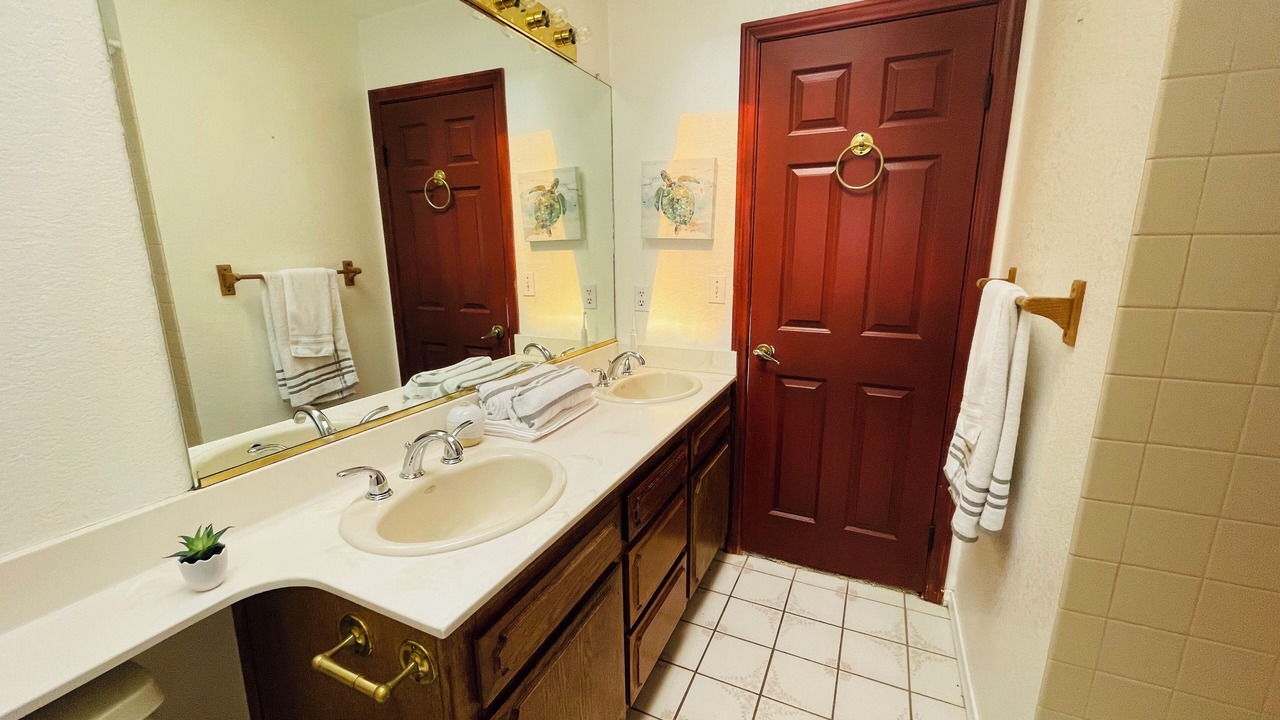 Photo of Bathroom in Palmdale