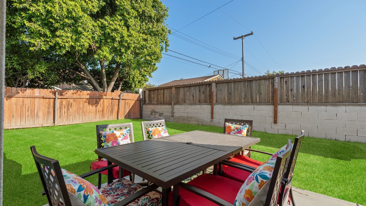 Photo of Outdoor in Downey