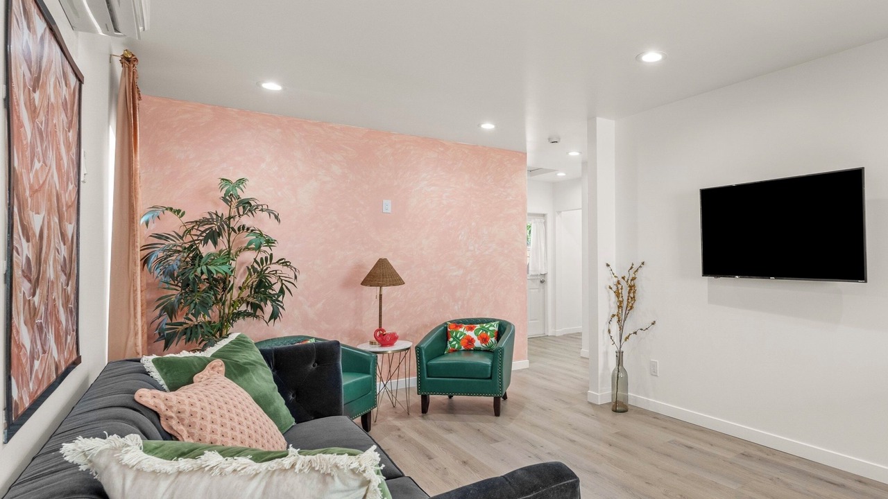 Photo of Livingroom in Downey