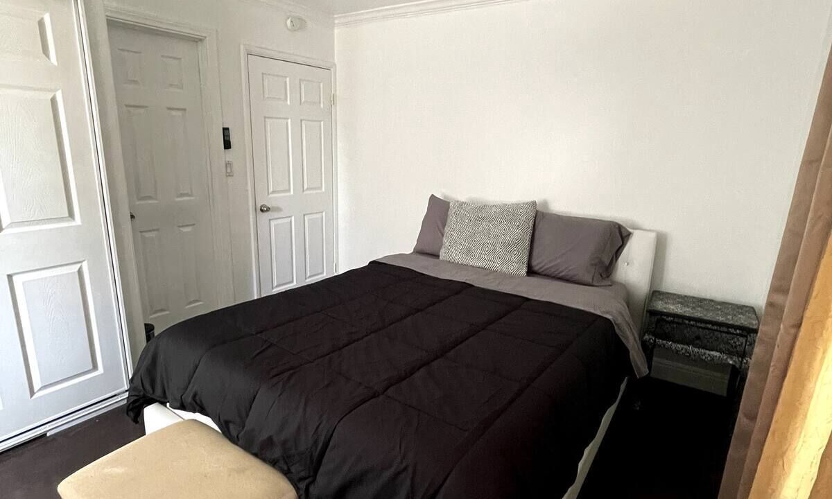 Photo of Bedroom in North Redondo