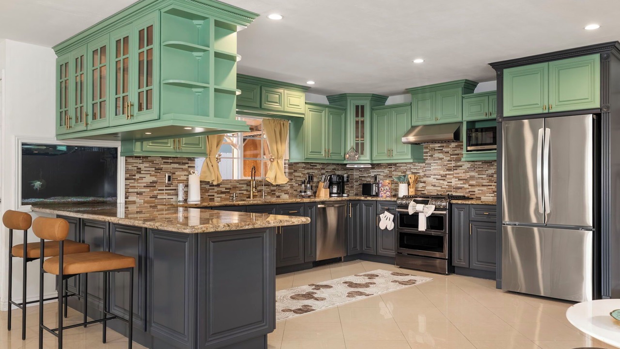 Photo of Kitchen in Midway City