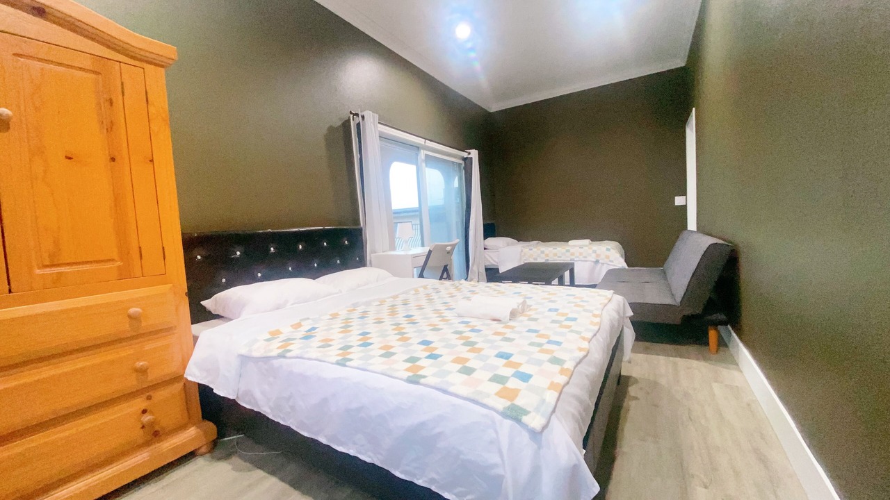 Photo of Bedroom in Monterey Park