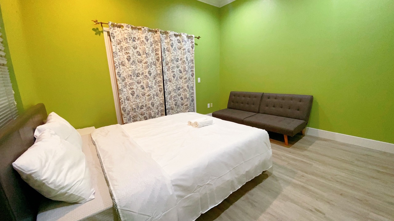 Photo of Bedroom in Monterey Park