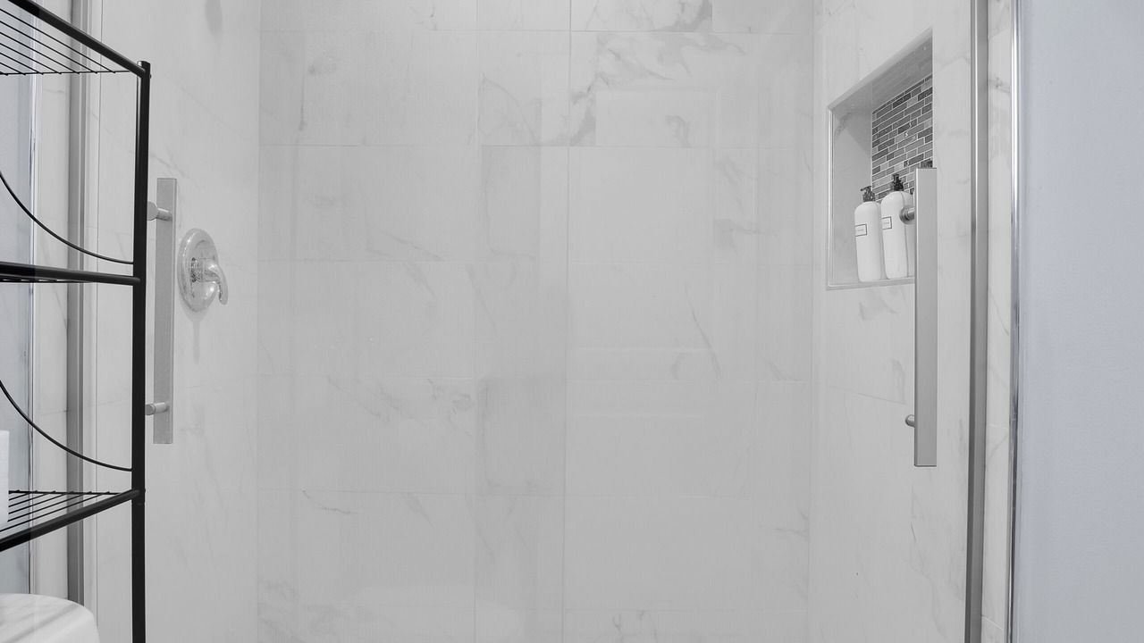 Photo of Bathroom in Southeast Anaheim