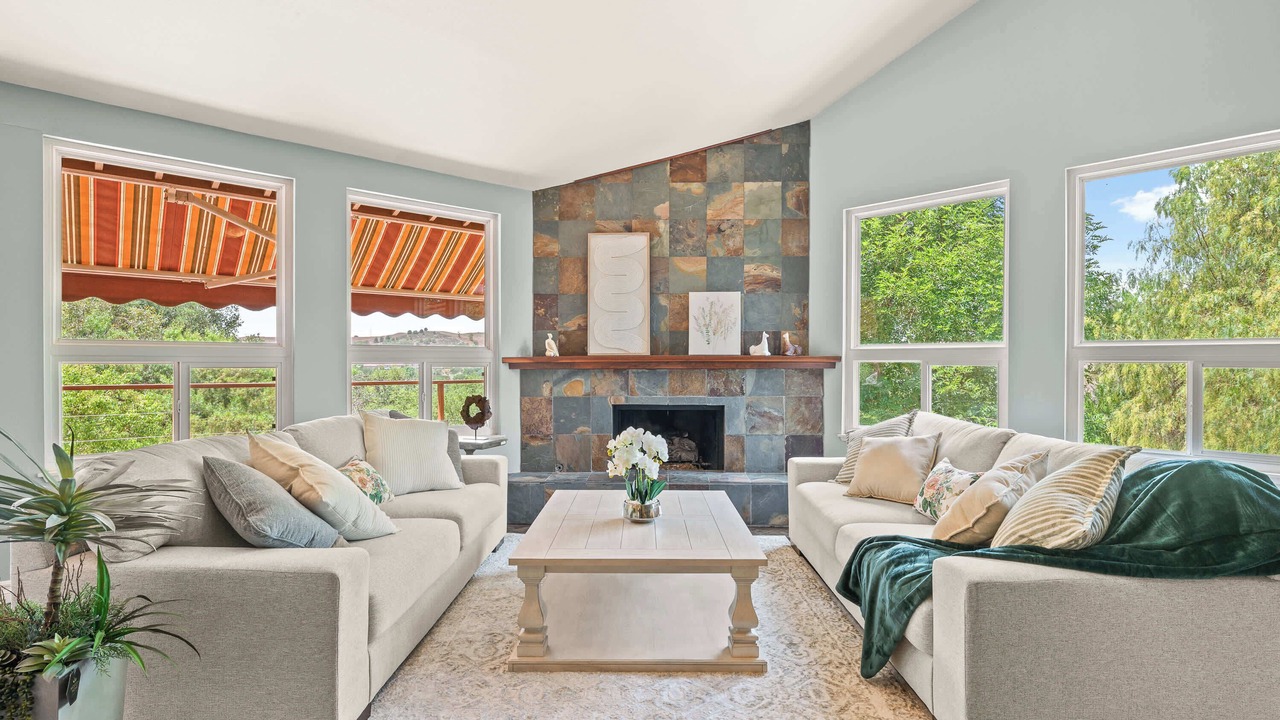 Photo of Livingroom in Pomona