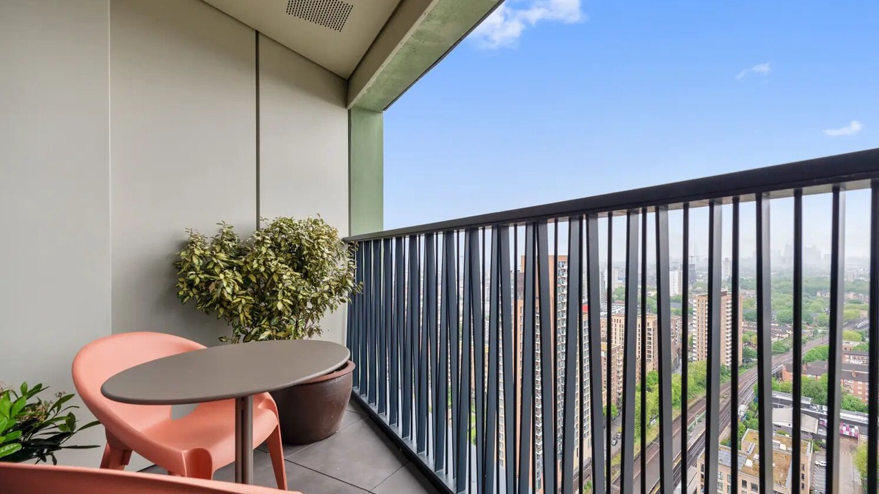 Photo of Outdoor in Bromley North