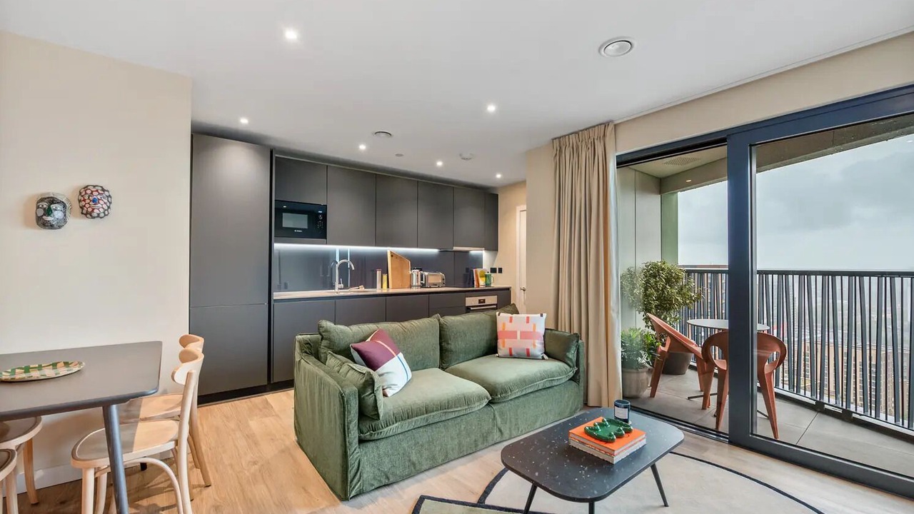Photo of Livingroom in Bromley North