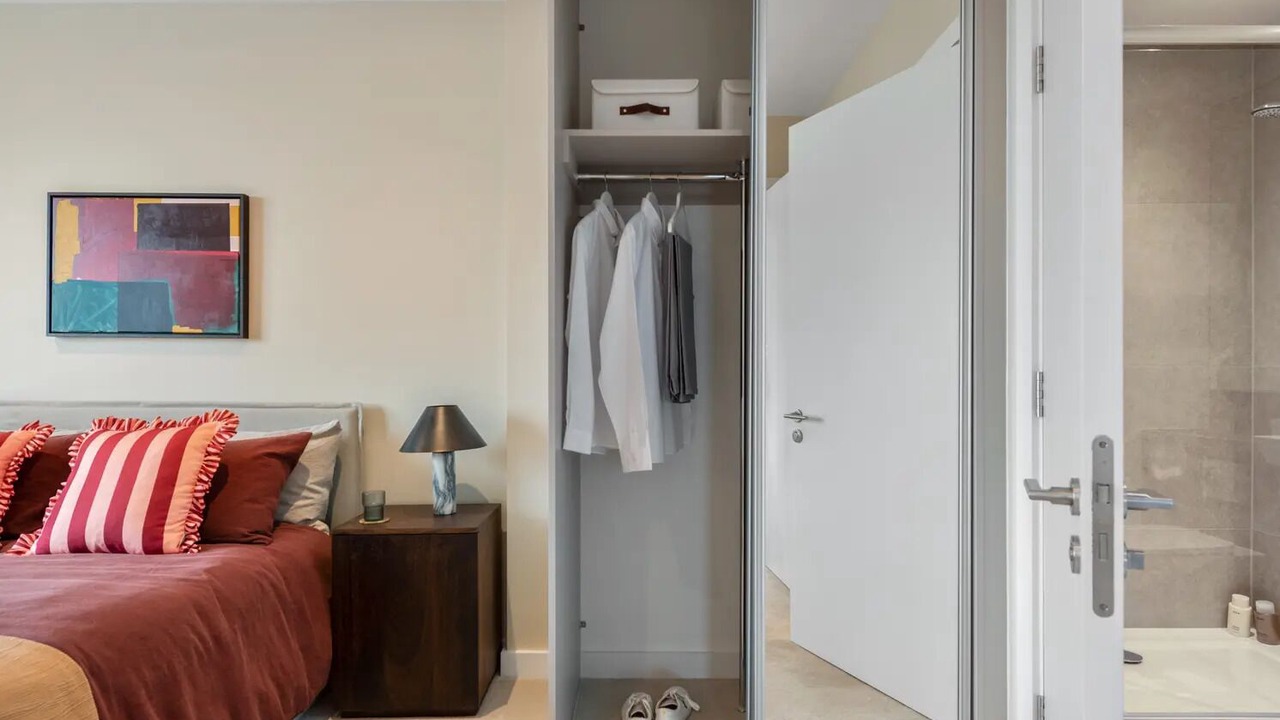 Photo of Bedroom in Bromley North