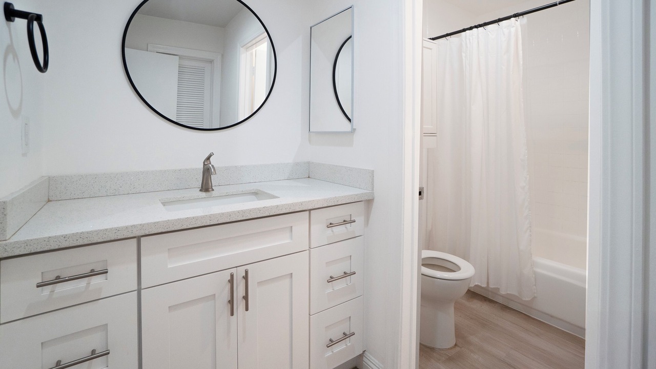 Photo of Bathroom in Los Angeles