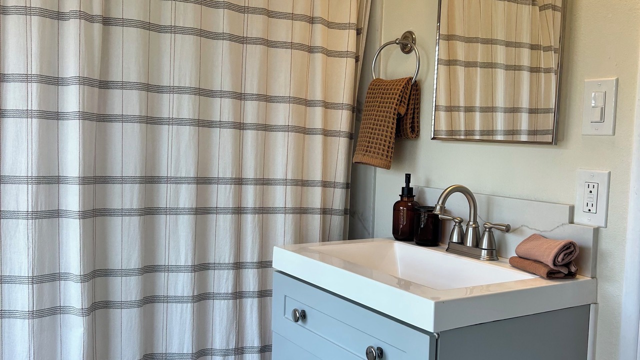 Photo of Bathroom in South Pasadena