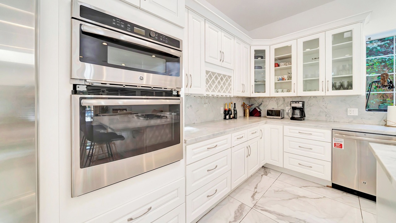 Photo of Kitchen in Tarzana