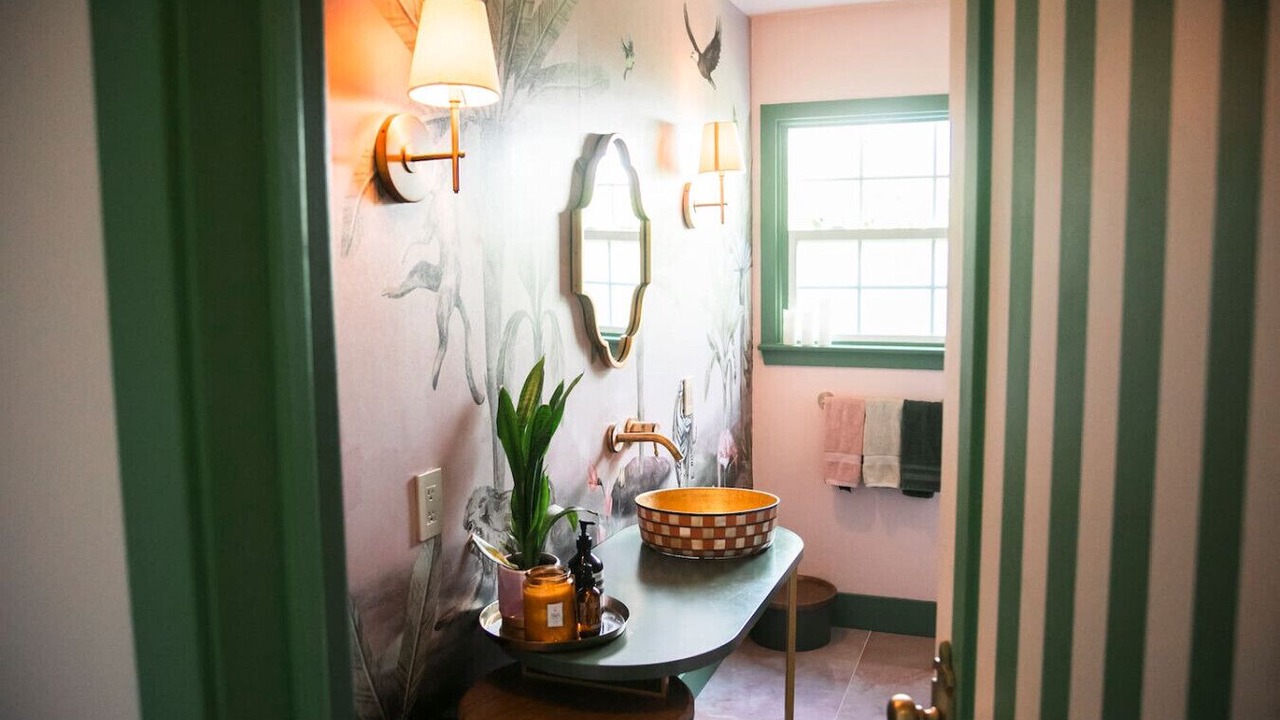 Photo of Bathroom in Valley Village