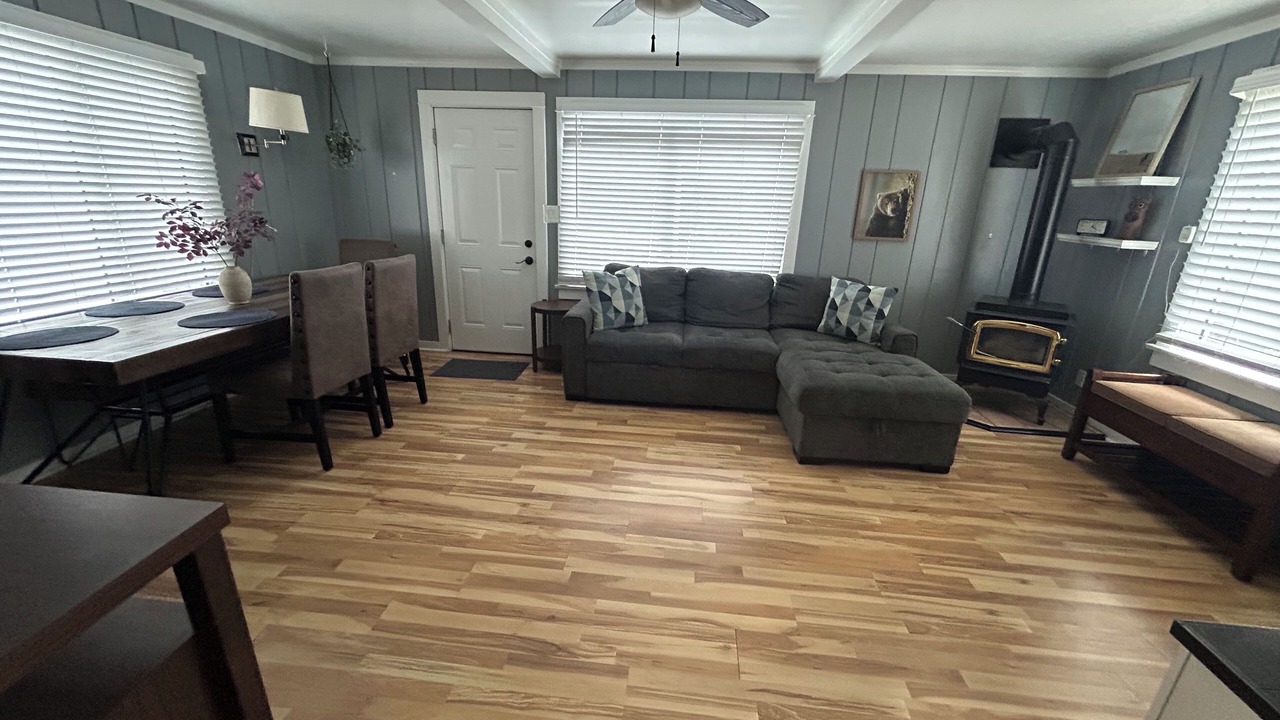 Photo of Livingroom in Twin Peaks