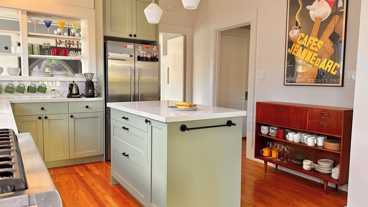 Photo of Kitchen in Piedmont Avenue