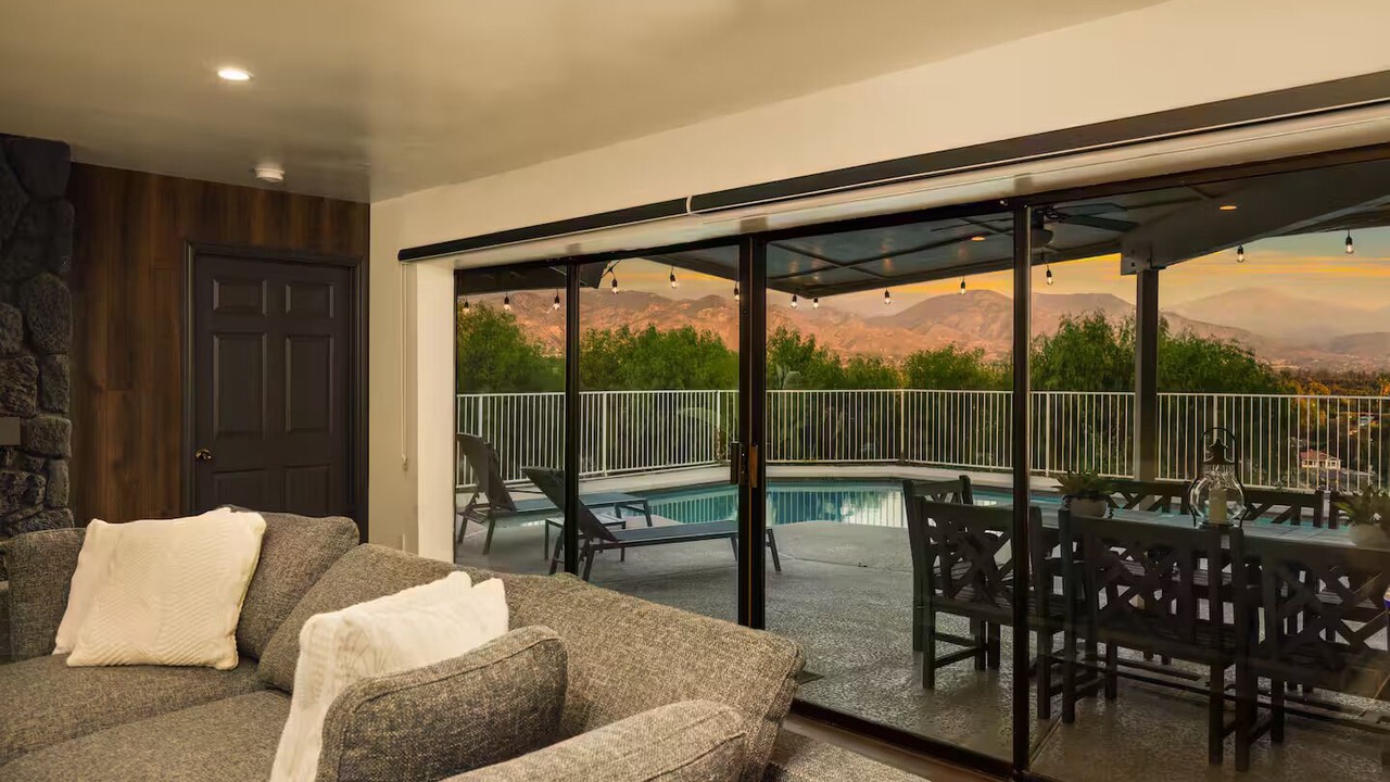Photo of Livingroom in San Bernardino