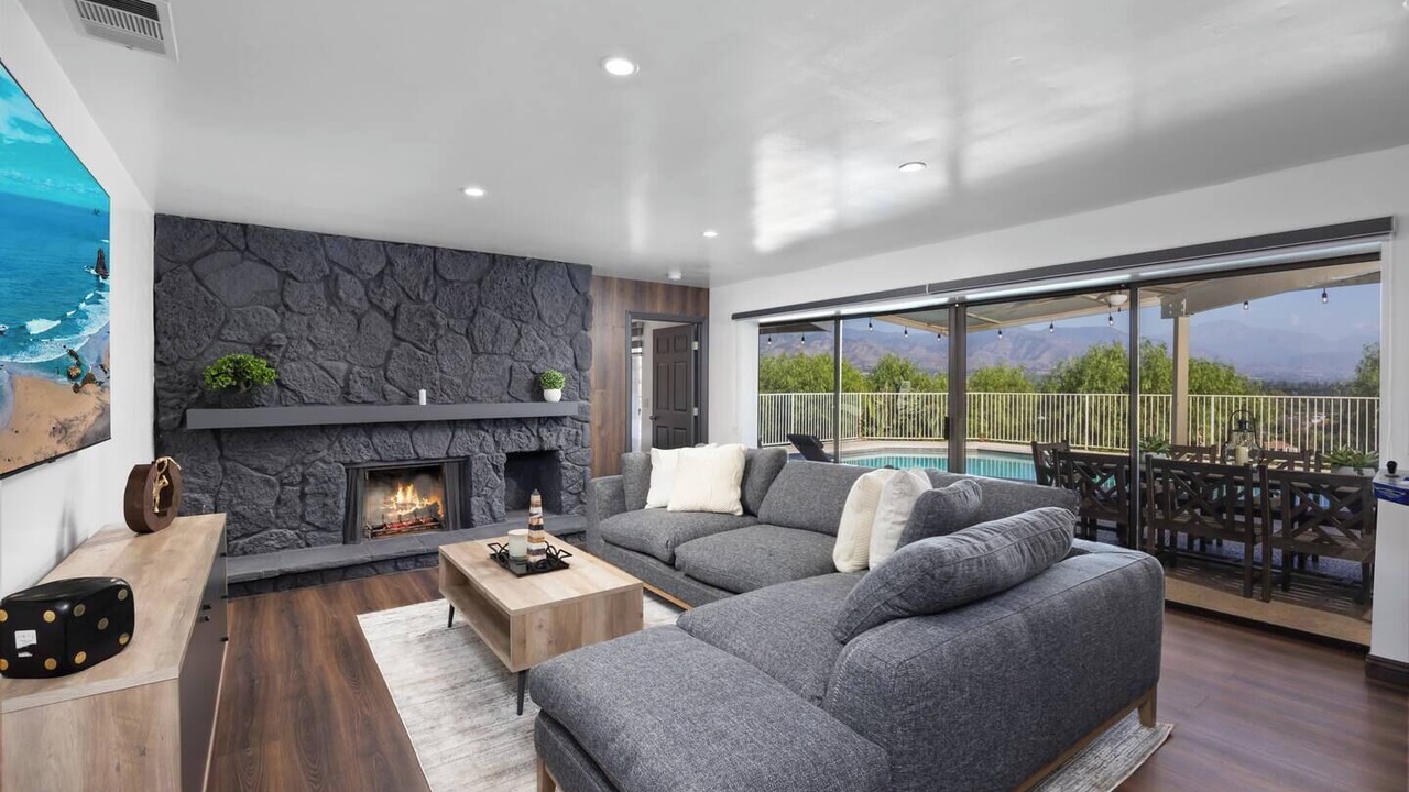 Photo of Livingroom in San Bernardino