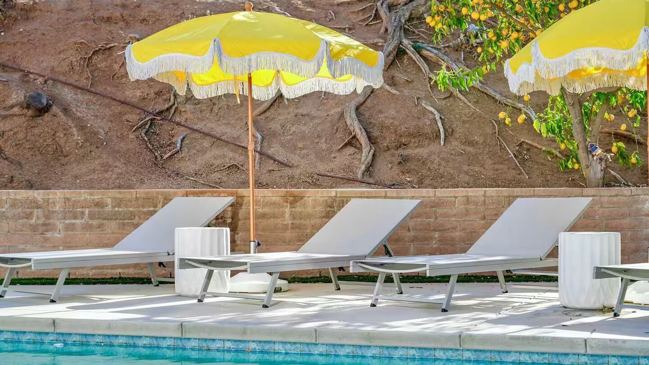 Photo of Outdoor in Estates at Canyon Crest