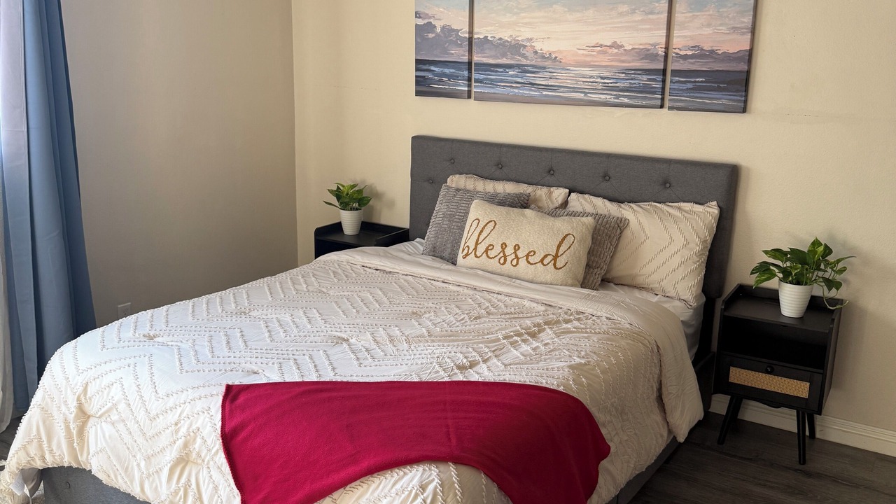Photo of Bedroom in Monterey Park