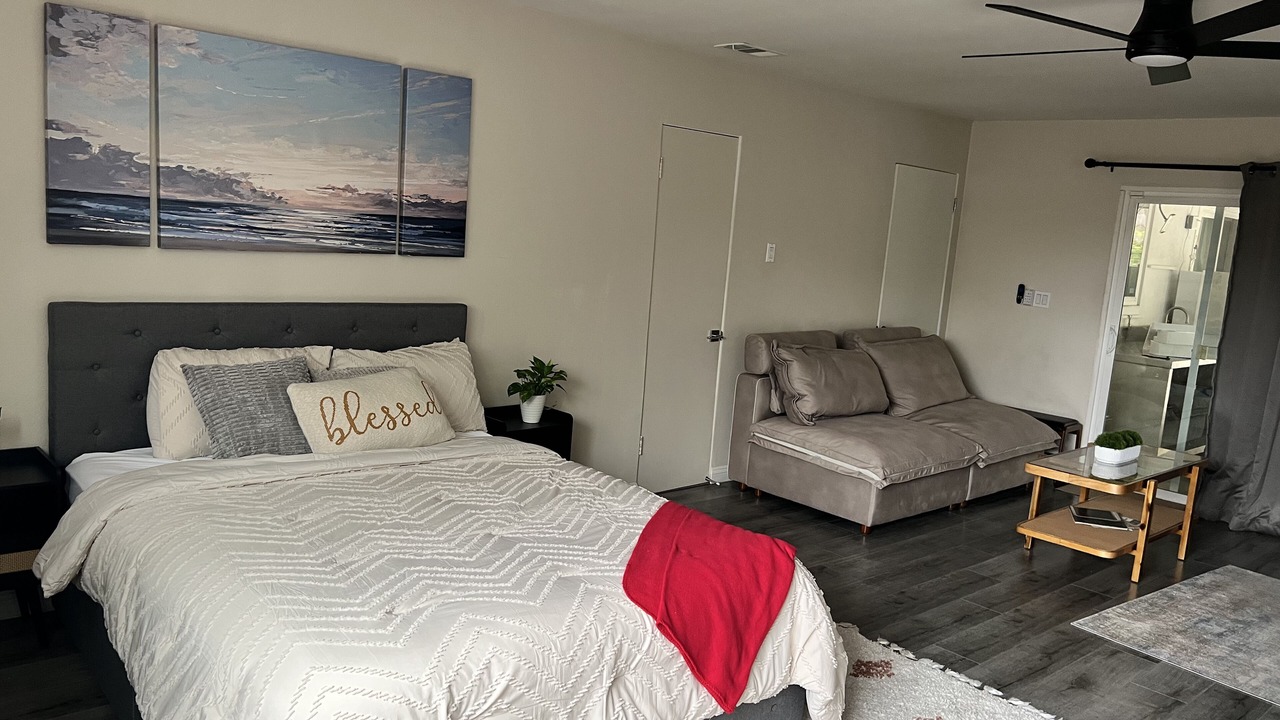 Photo of Bedroom in Monterey Park