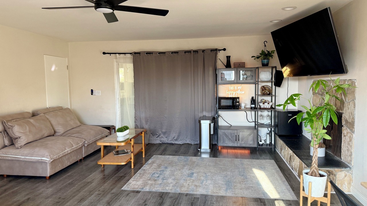 Photo of Livingroom in Monterey Park
