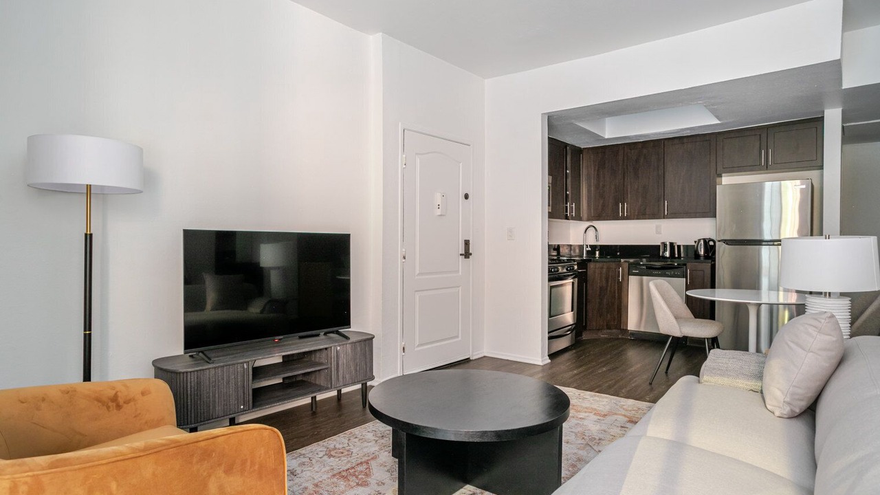 Photo of Livingroom in La Brea