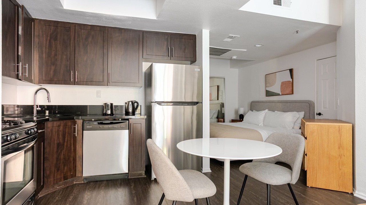 Photo of Kitchen in La Brea