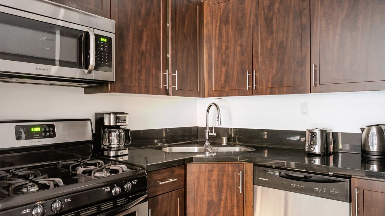 Photo of Kitchen in La Brea