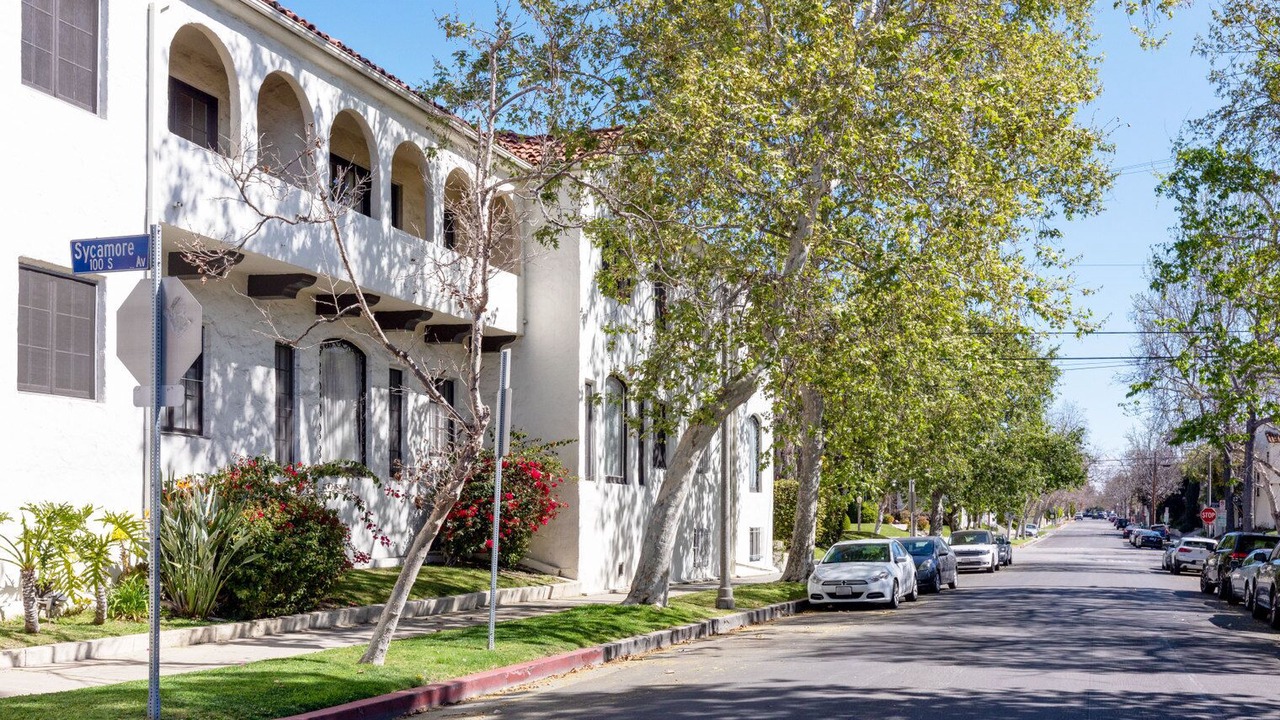 Photo of Outdoor in La Brea