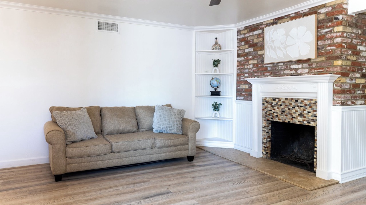 Photo of Livingroom in Lincoln Acres