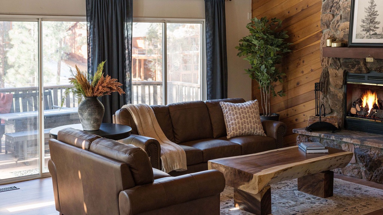 Photo of Livingroom in Big Bear