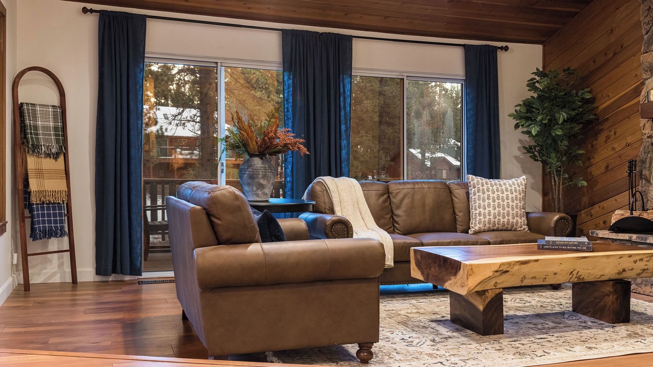Photo of Livingroom in Big Bear