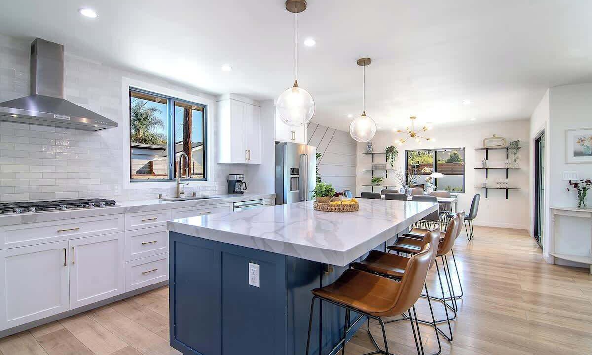 Photo of Kitchen in Valley Glen