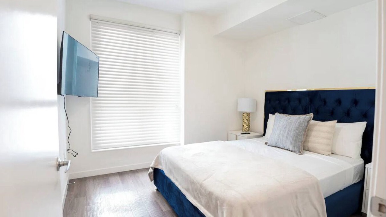 Photo of Bedroom in Downtown