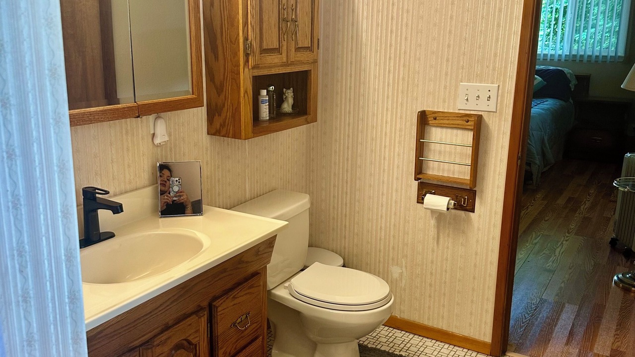 Photo of Bathroom in Crescent City