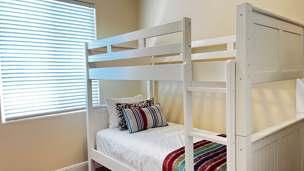 Photo of Bedroom in Azusa