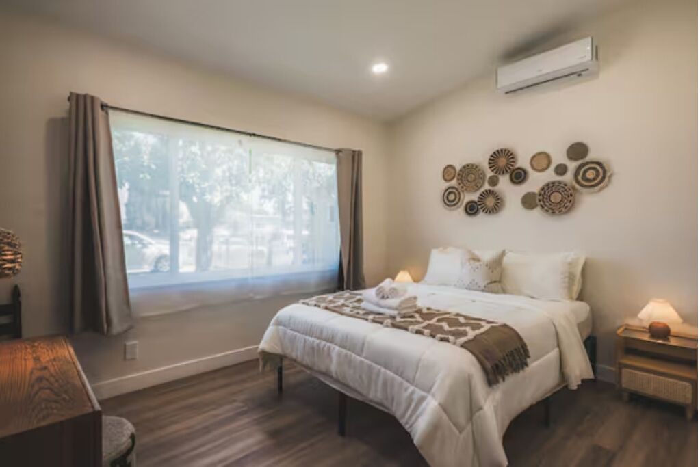 Photo of Bedroom in La Puente