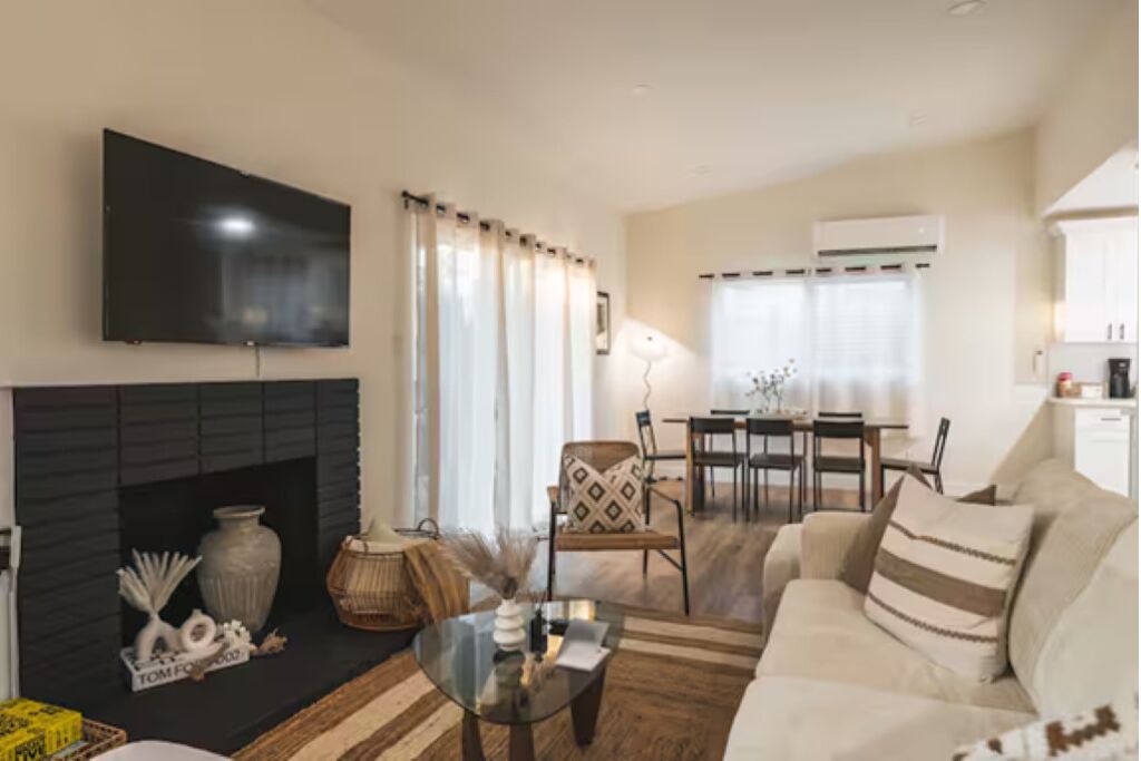 Photo of Livingroom in La Puente