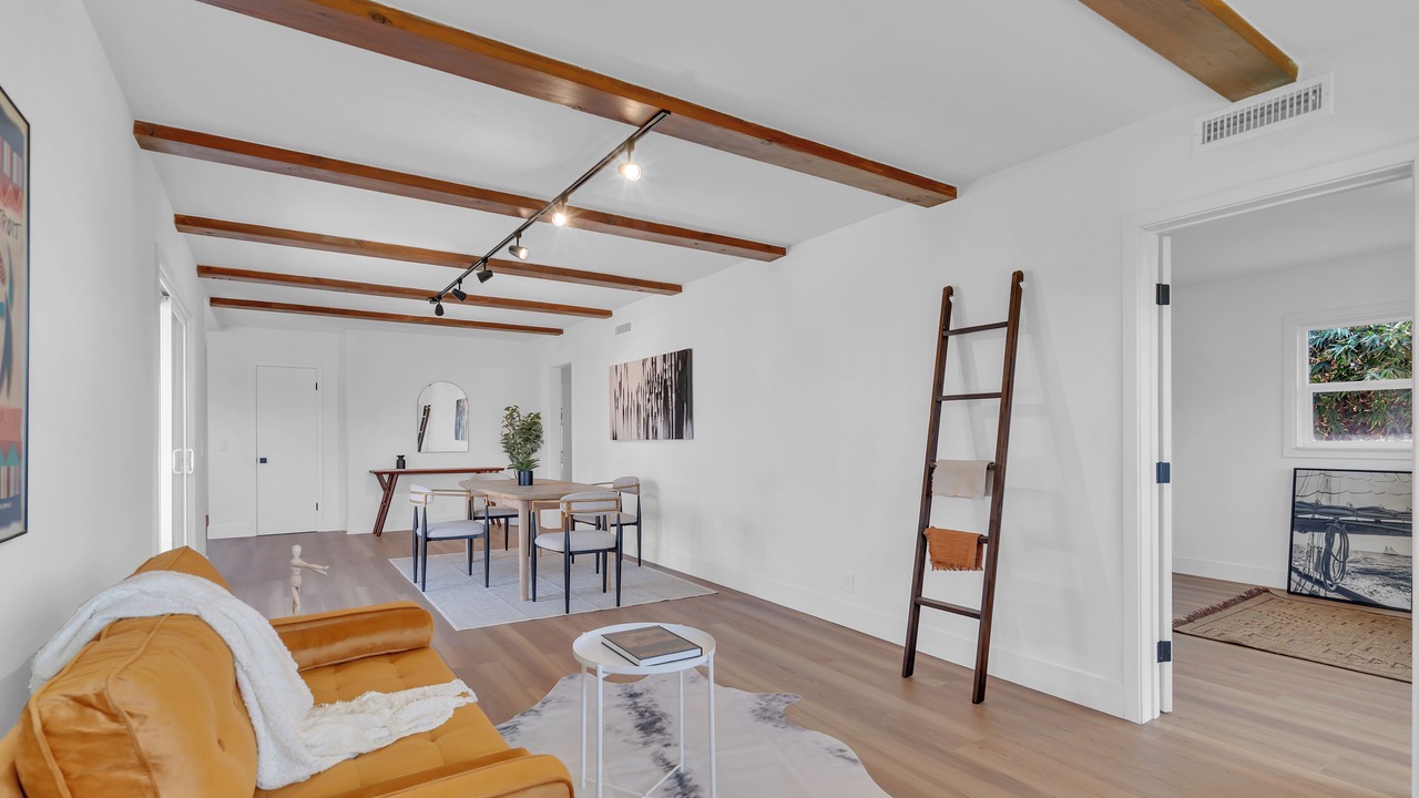 Photo of Livingroom in Inglewood