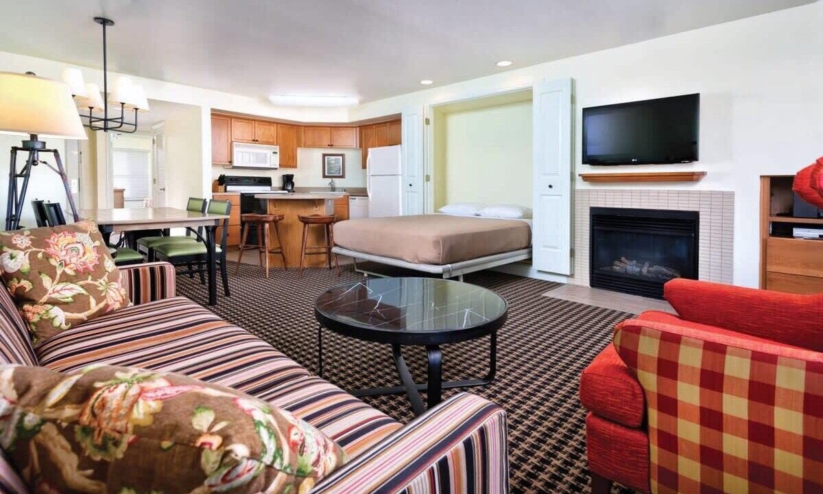 Photo of Livingroom in Angels Camp