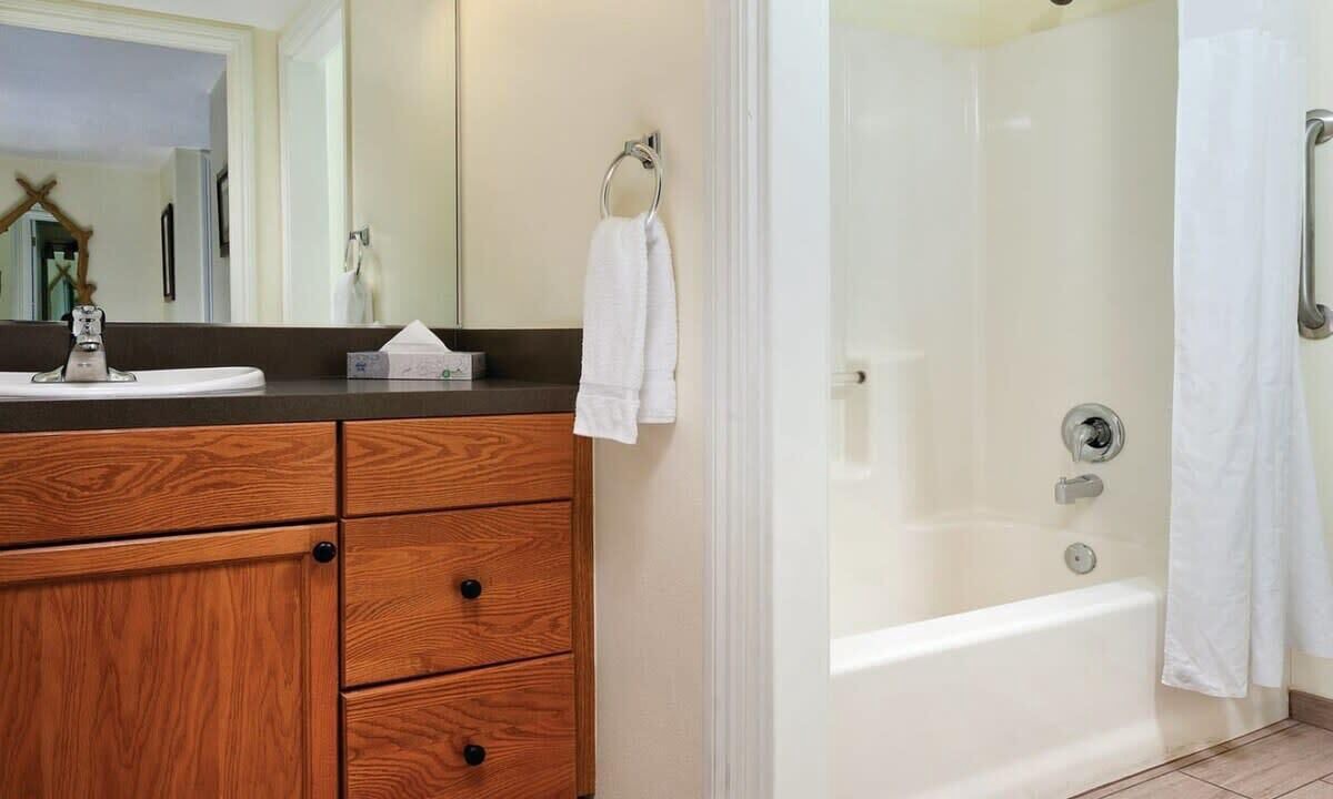 Photo of Bathroom in Angels Camp